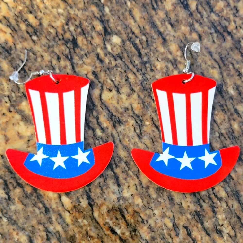 NWOT 4th of July Hat Earrings